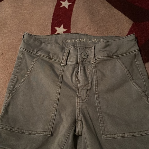 American Eagle Cargo Pants - Picture 2 of 2